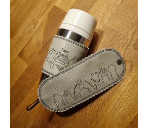 Stickdatei - ITH Mug Wrap Katzenpfoten Doodle